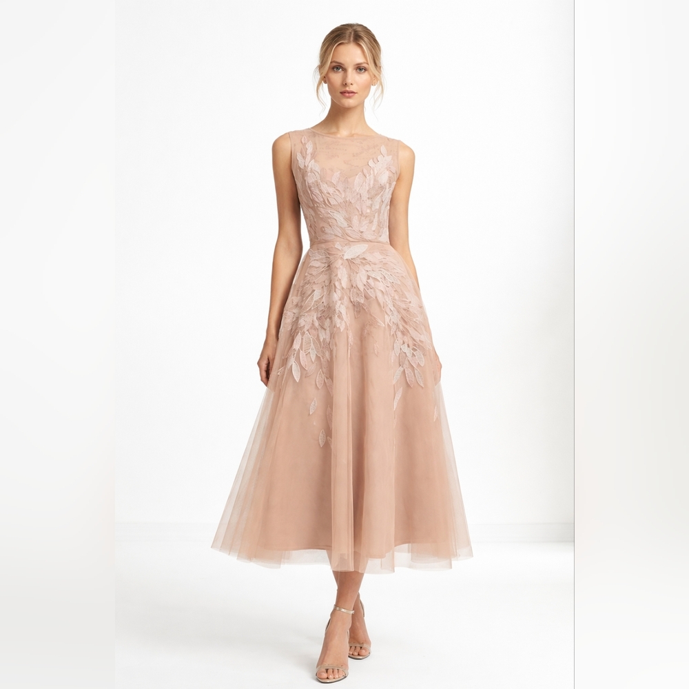 BCBGMaxAzria Stunning Dress US 6